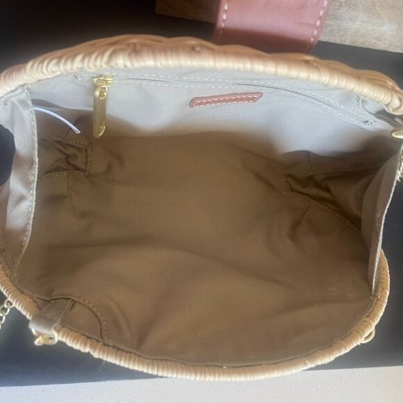 Talbots Clamshell Straw Crossbody Bag w/Leather Strap & Gold-Tone Chain - Picture 5 of 7